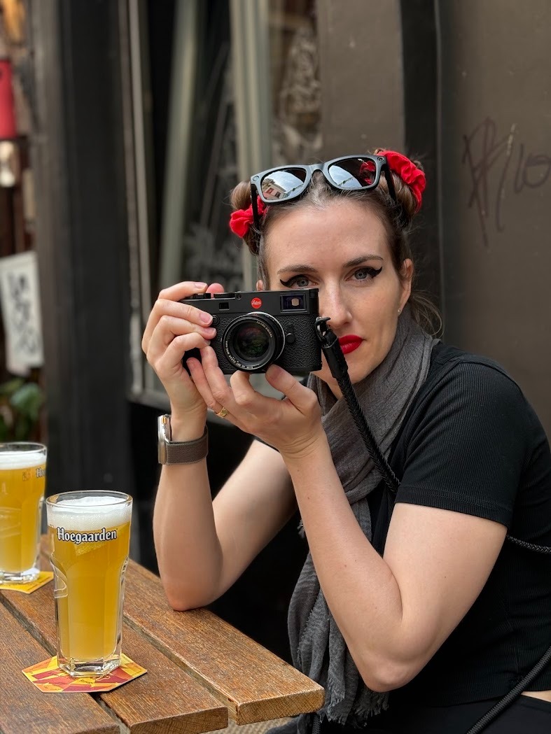 Marian DeLaCroix street photography - Author lifestyle
